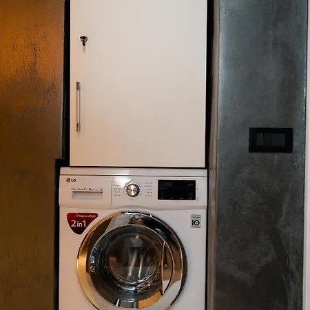 Artsy Riverside - 1br Amazing Apartment