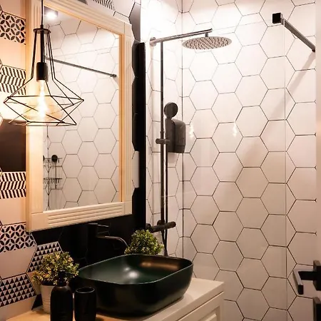 Artsy Riverside - 1br Amazing * Bucarest