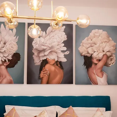 Апартаменты Artsy Riverside - 1br Amazing *