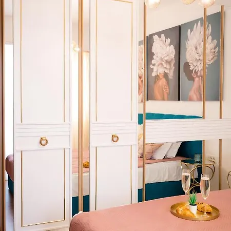 Artsy Riverside - 1br Amazing Бухарест