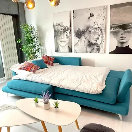 Artsy Riverside - 1br Amazing * Бухарест