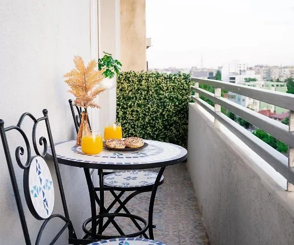Artsy Riverside - 1br Amazing 布加勒斯特