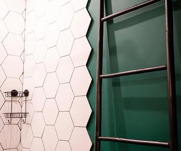 Artsy Riverside - 1br Amazing * 布加勒斯特